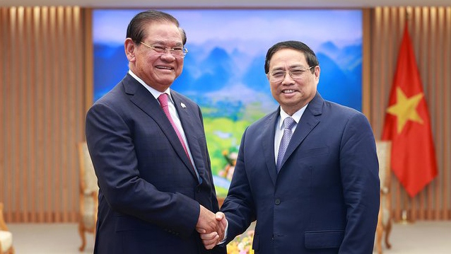 Vietnam greatly values security-defence cooperation with Cambodia